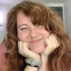 Meet your Posher, Kelly